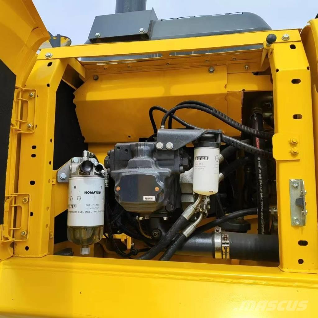 Komatsu PC 240 LC-8 대형 굴삭기 29톤 이상