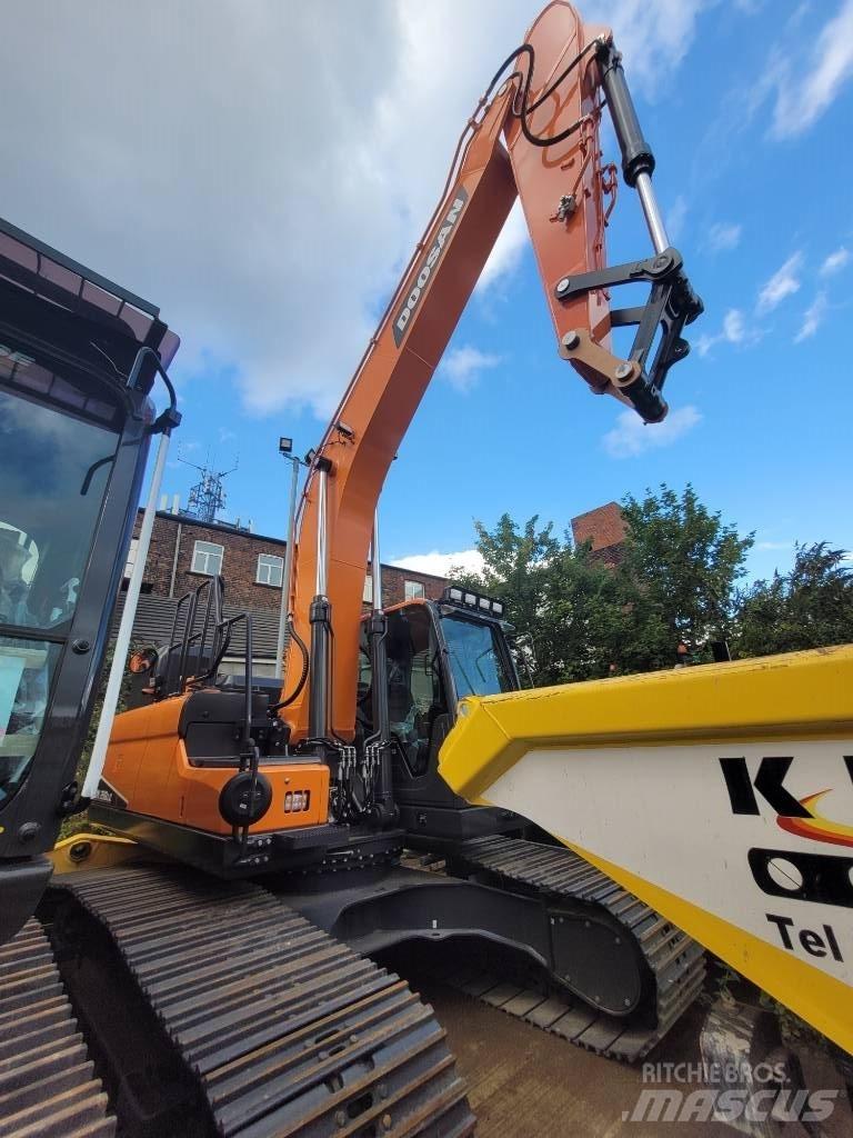Doosan DX 210 LC-7 대형 굴삭기 29톤 이상