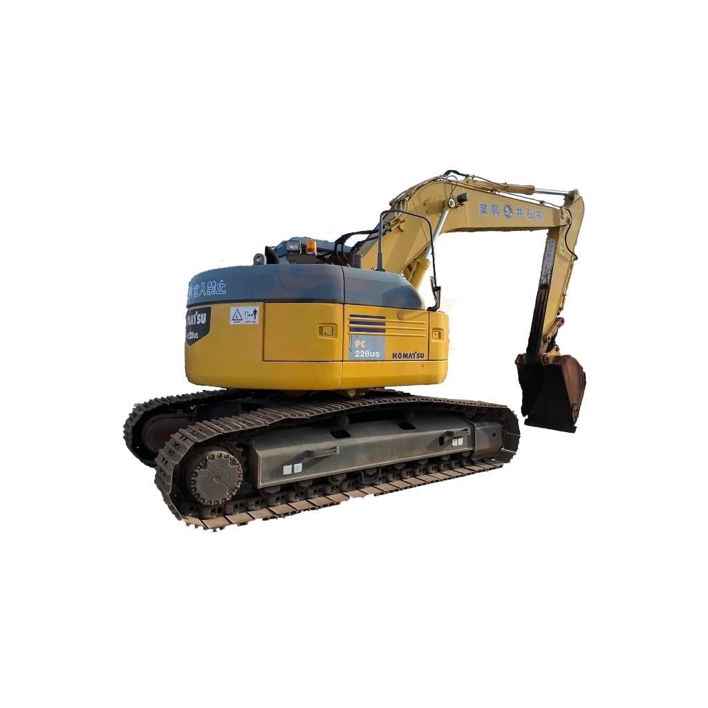 Komatsu PC 228 US 대형 굴삭기 29톤 이상