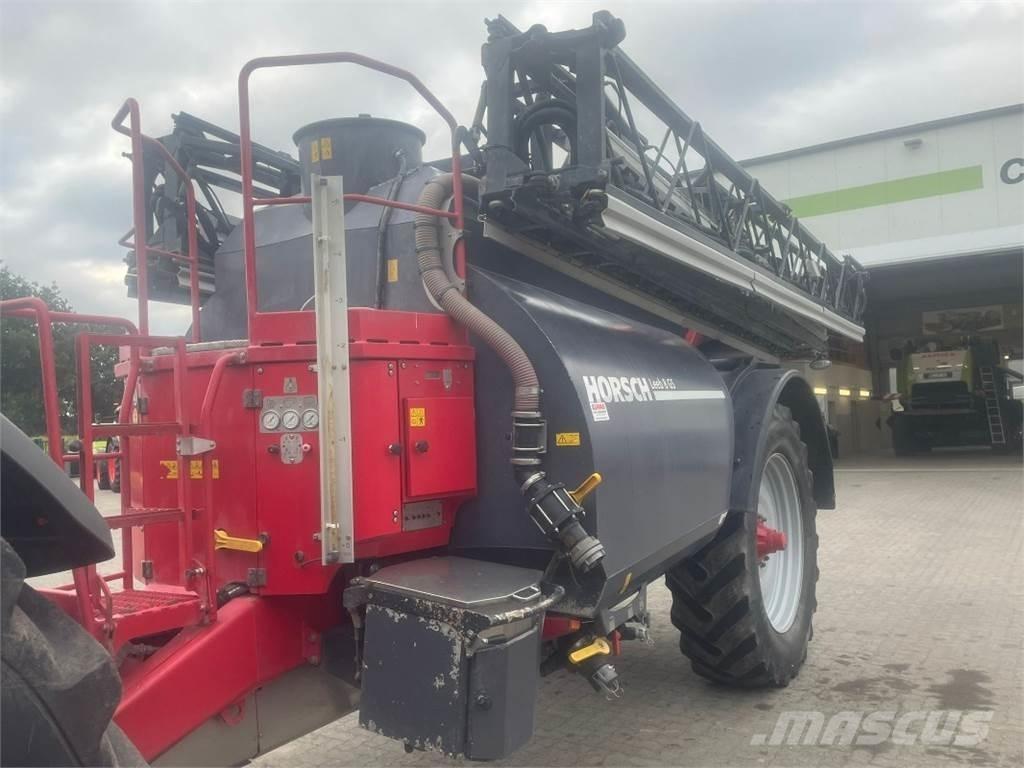 Horsch Leeb 8GS 36 견인형 분무기