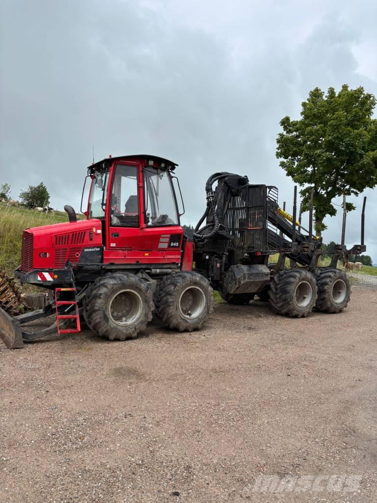 Komatsu 845 원목 포워더