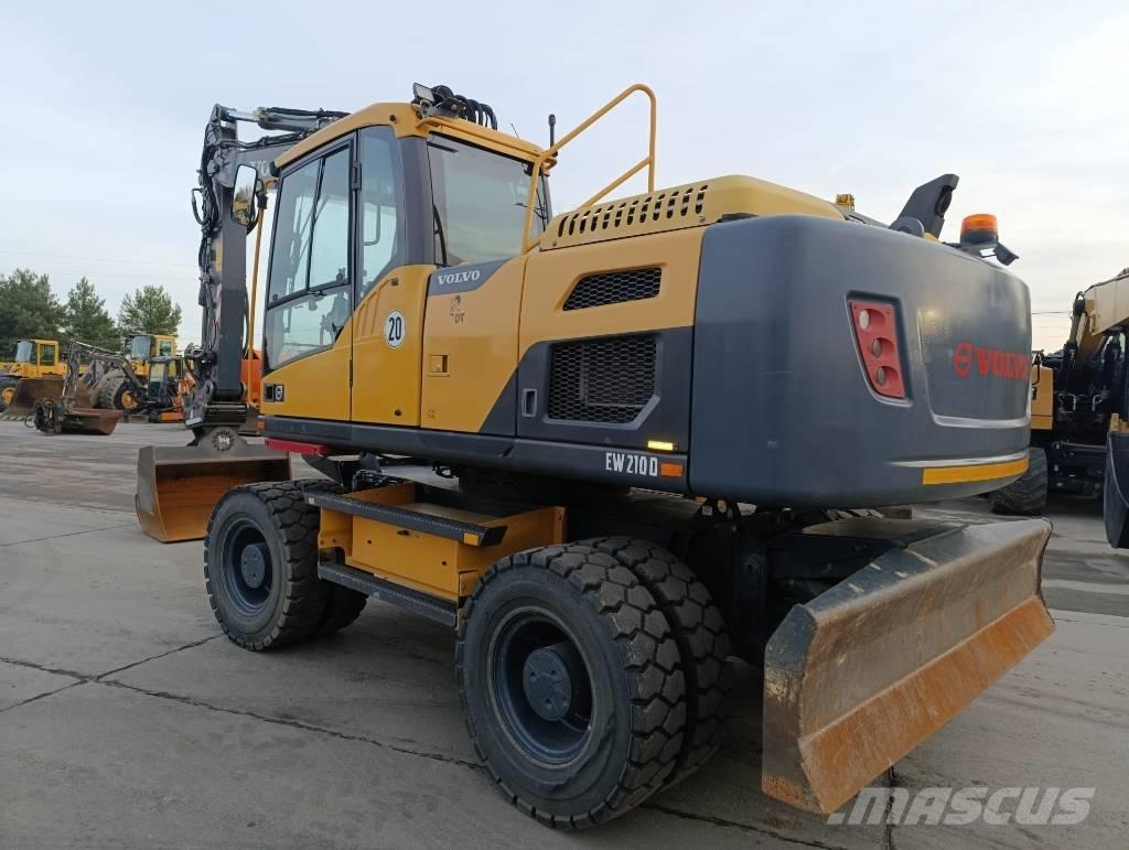 Volvo EW 210 D  휠 굴삭기
