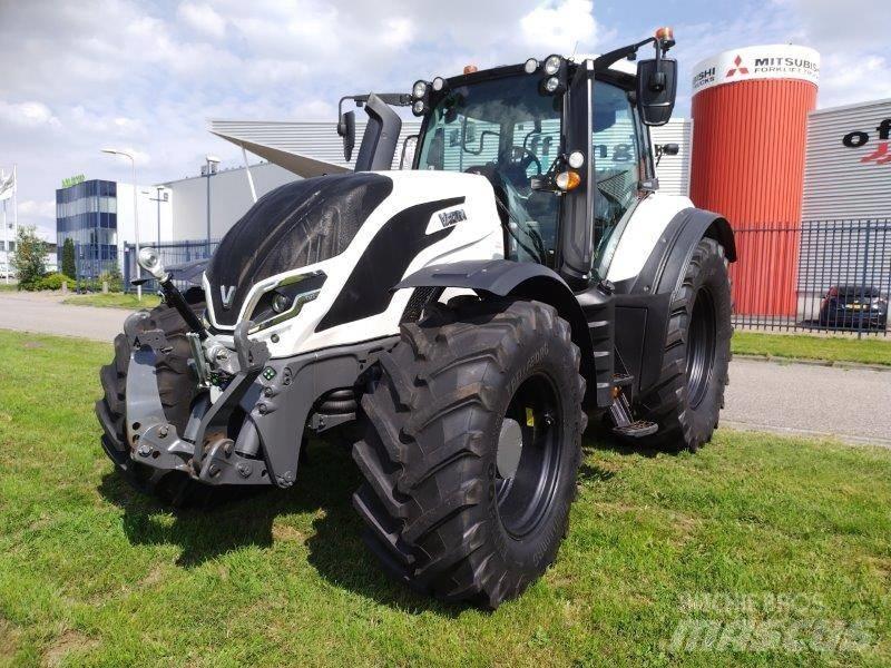 Valtra T 175 A 트랙터