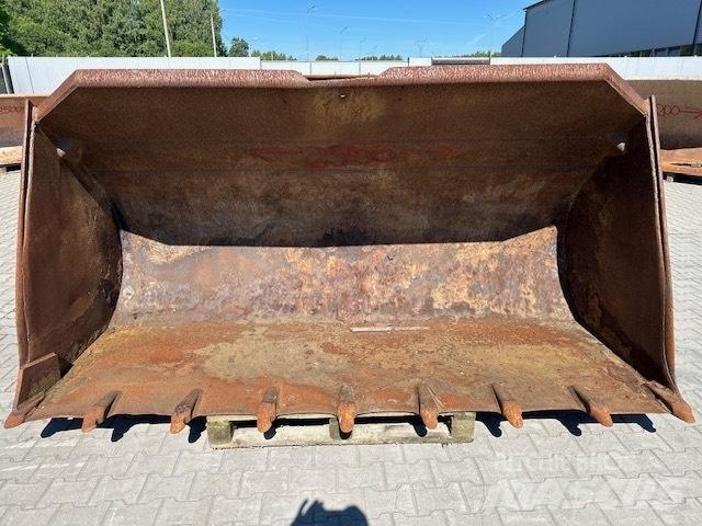 Liebherr L 551 버켓