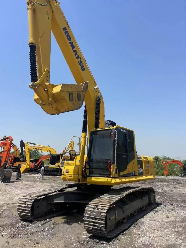 Komatsu PC 270 대형 굴삭기 29톤 이상