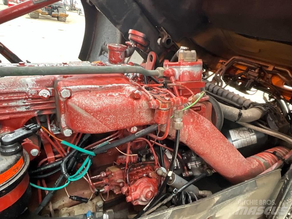 Iveco 135E 18 4X4 탑차 트럭