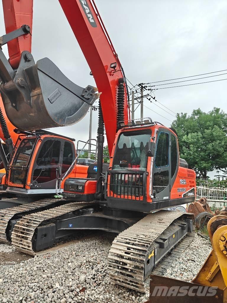 Doosan 225 LC-9C 대형 굴삭기 29톤 이상
