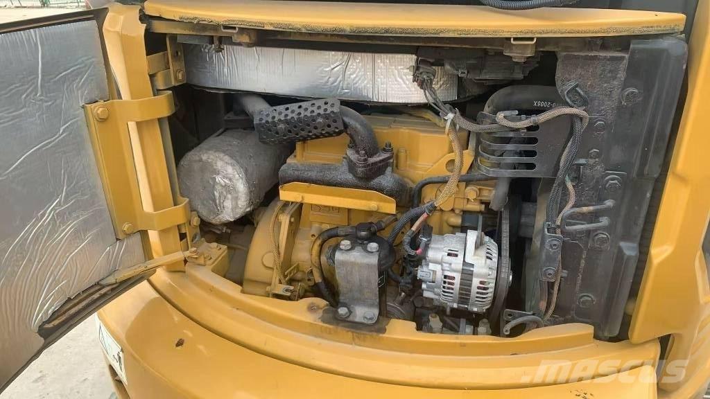 CAT 303 대형 굴삭기 29톤 이상