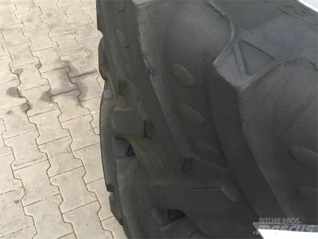 BKT 480/70R34 타이어, 휠 및 림