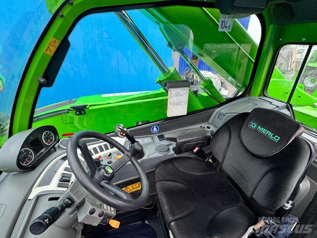 Merlo 27.6 PLUS 텔러 핸들러