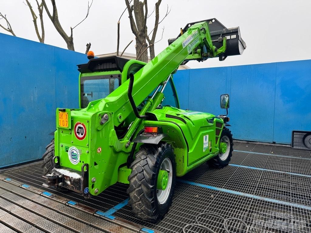 Merlo 27.6 PLUS 텔러 핸들러