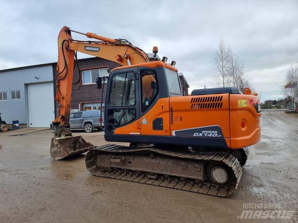 Doosan DX 140 LC 대형 굴삭기 29톤 이상