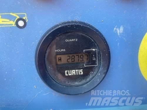 Haulotte C12DX 가위형 리프트