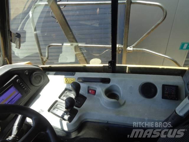 CAT 740 B 연결식 홀러