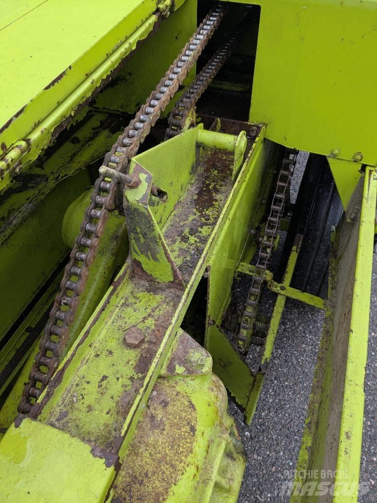 CLAAS Markant 40 각형 곤포기