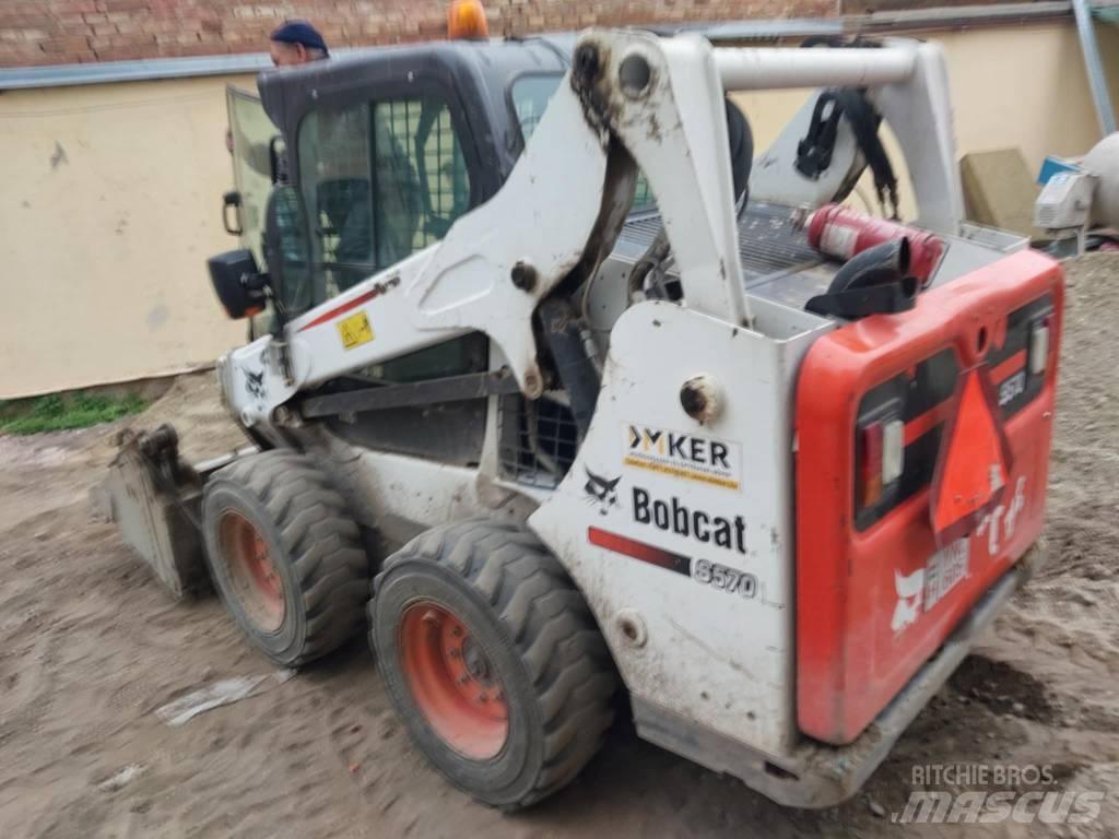 Bobcat S 570  스키드로더