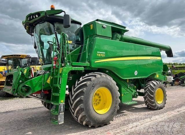 John Deere T 670 콤바인 수확기