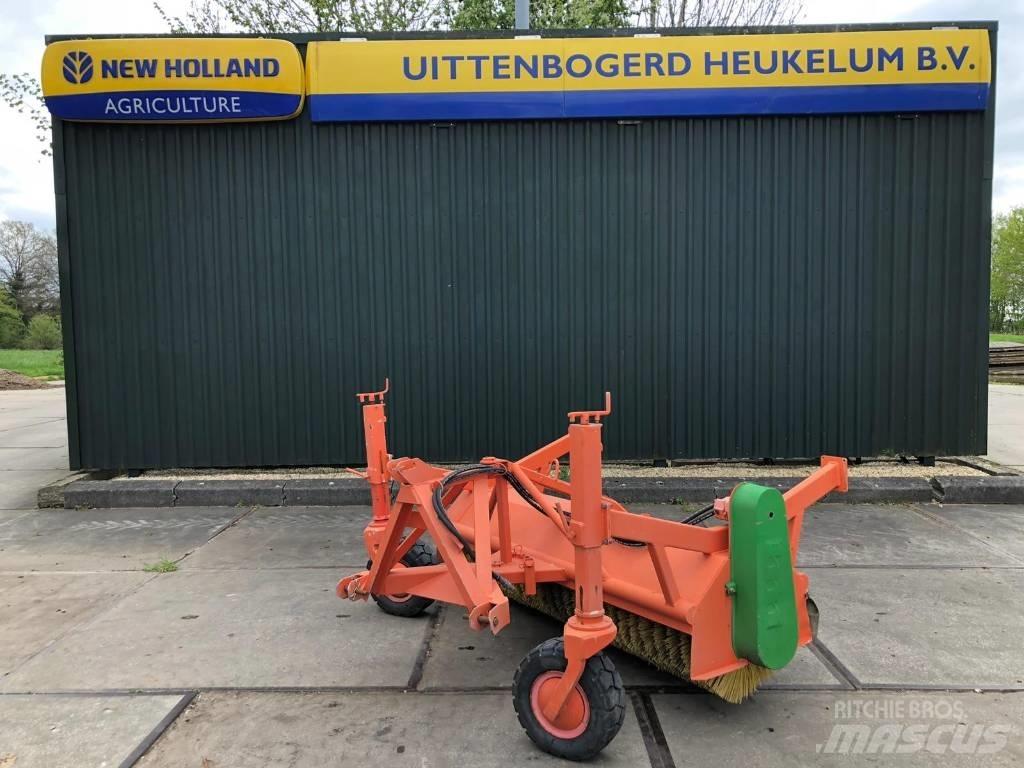 Holaras H-220-V-FR 도로 청소차