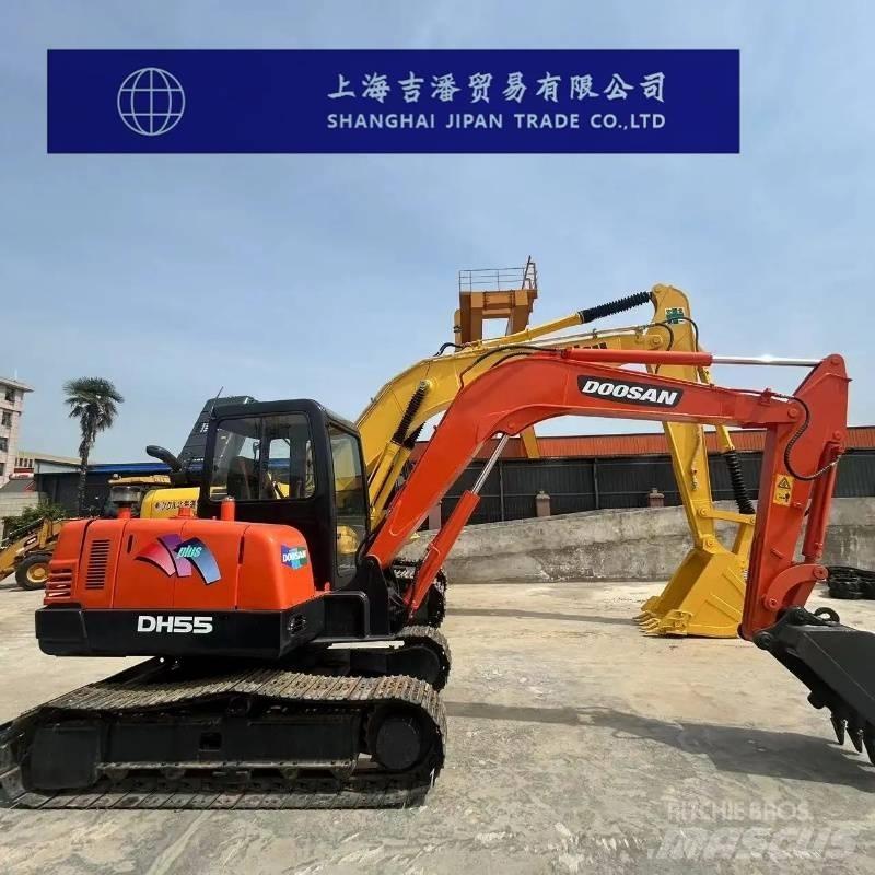 Doosan DH 55 소형 굴삭기 7톤 미만
