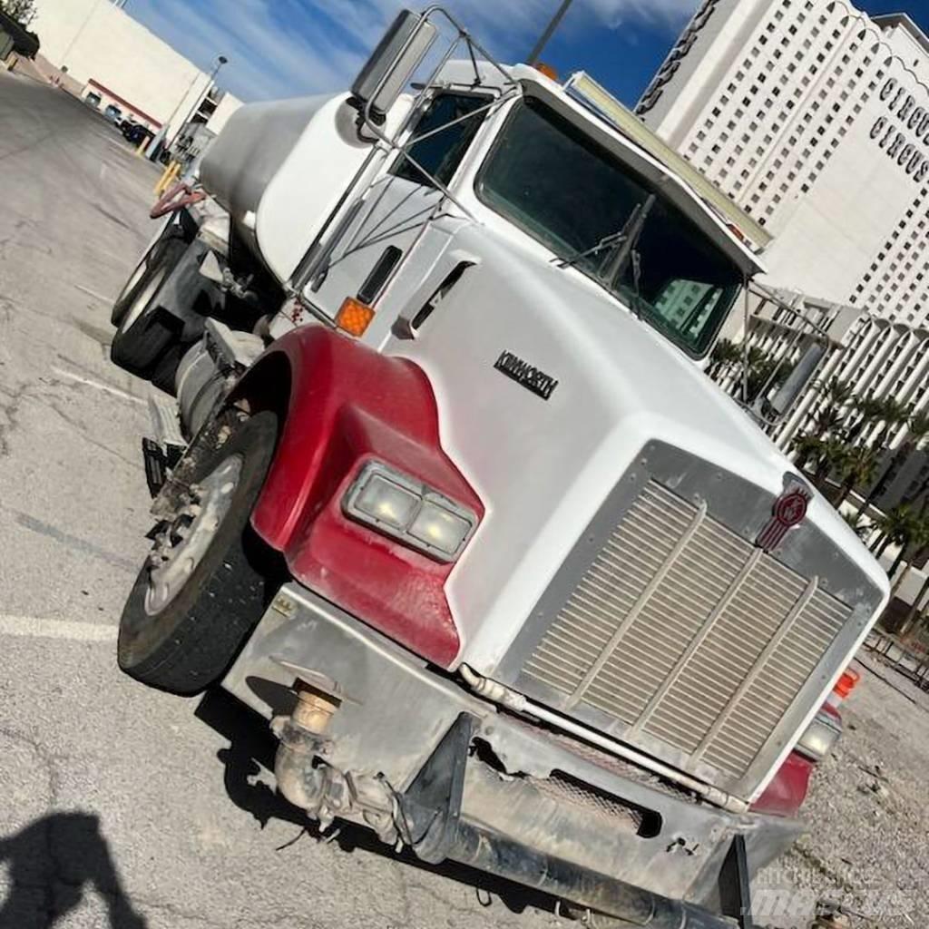 Kenworth T 800 급수차