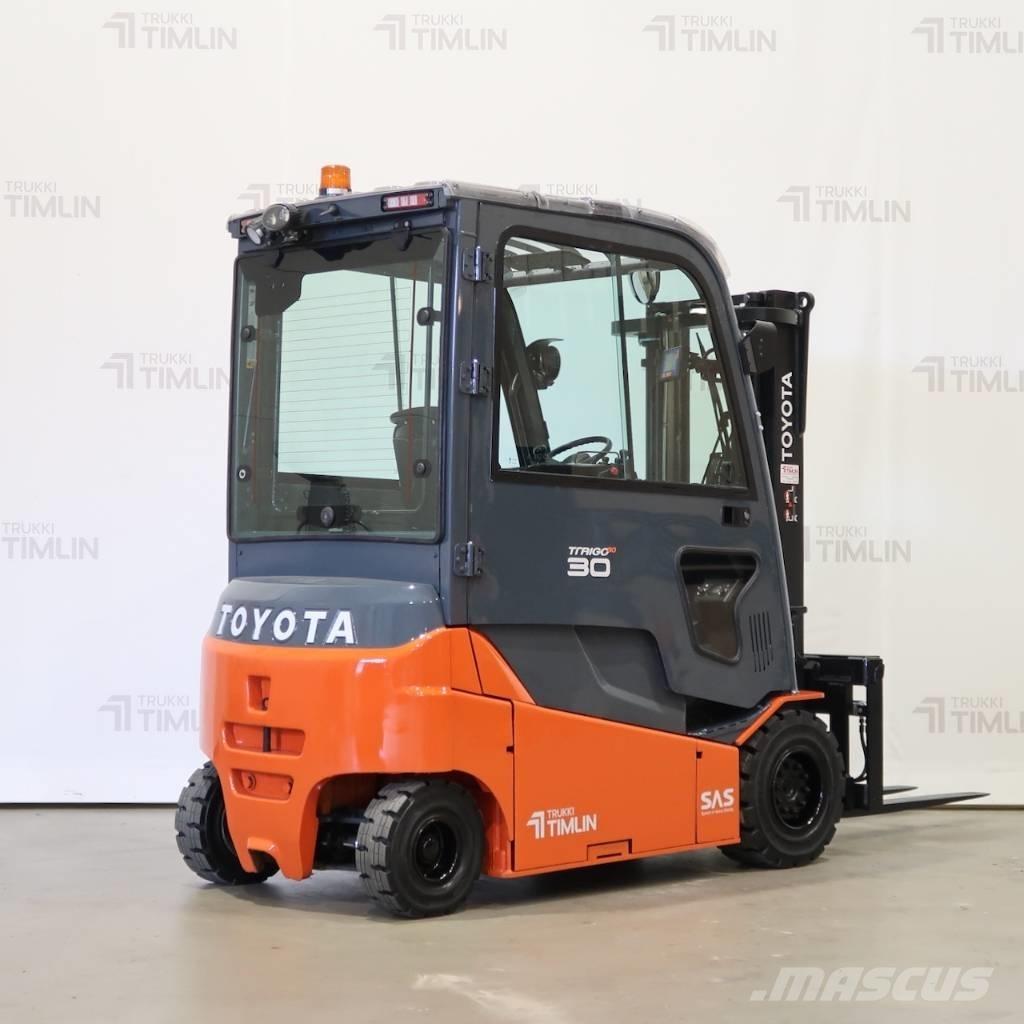 Toyota 8FBMT30 전동 지게차