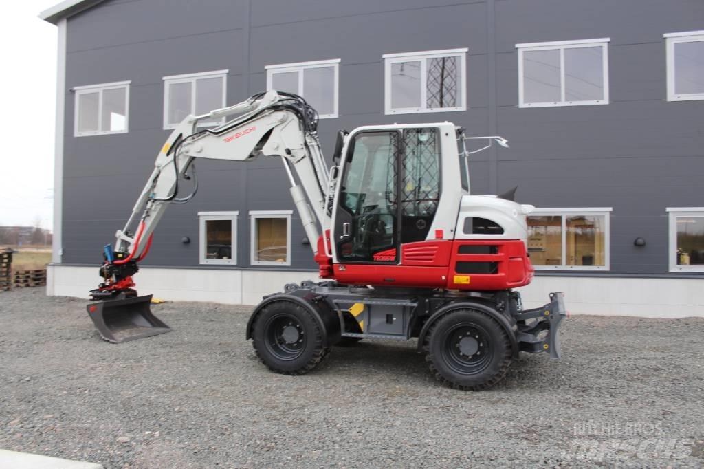 Takeuchi TB395W  휠 굴삭기
