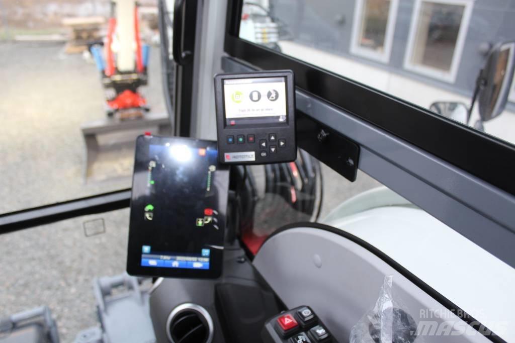 Takeuchi TB395W  휠 굴삭기