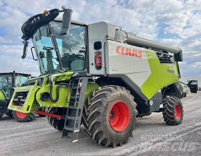 CLAAS TRION 530 콤바인 수확기