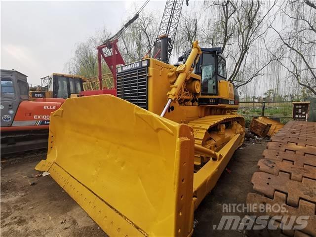 Komatsu D155A 크롤러 도저