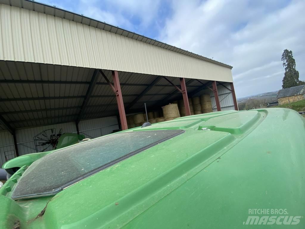 John Deere 6100 M 트랙터