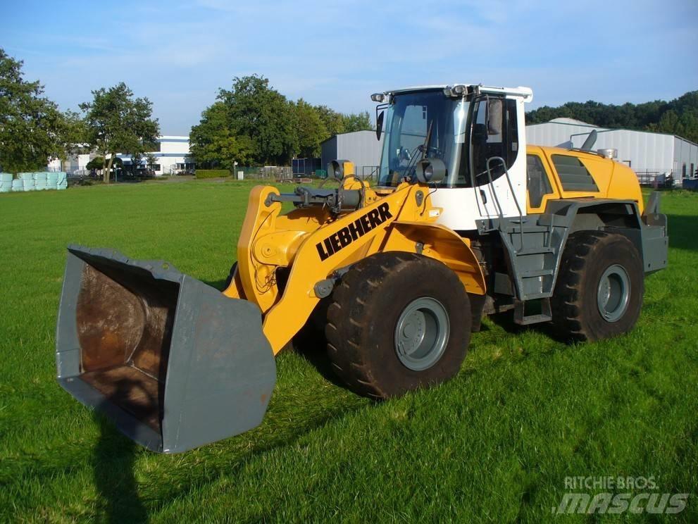 Liebherr L 566  휠로우더