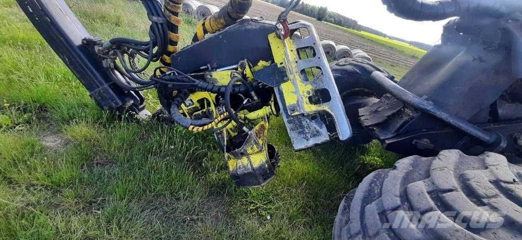 John Deere 1170 E 원목 하베스터