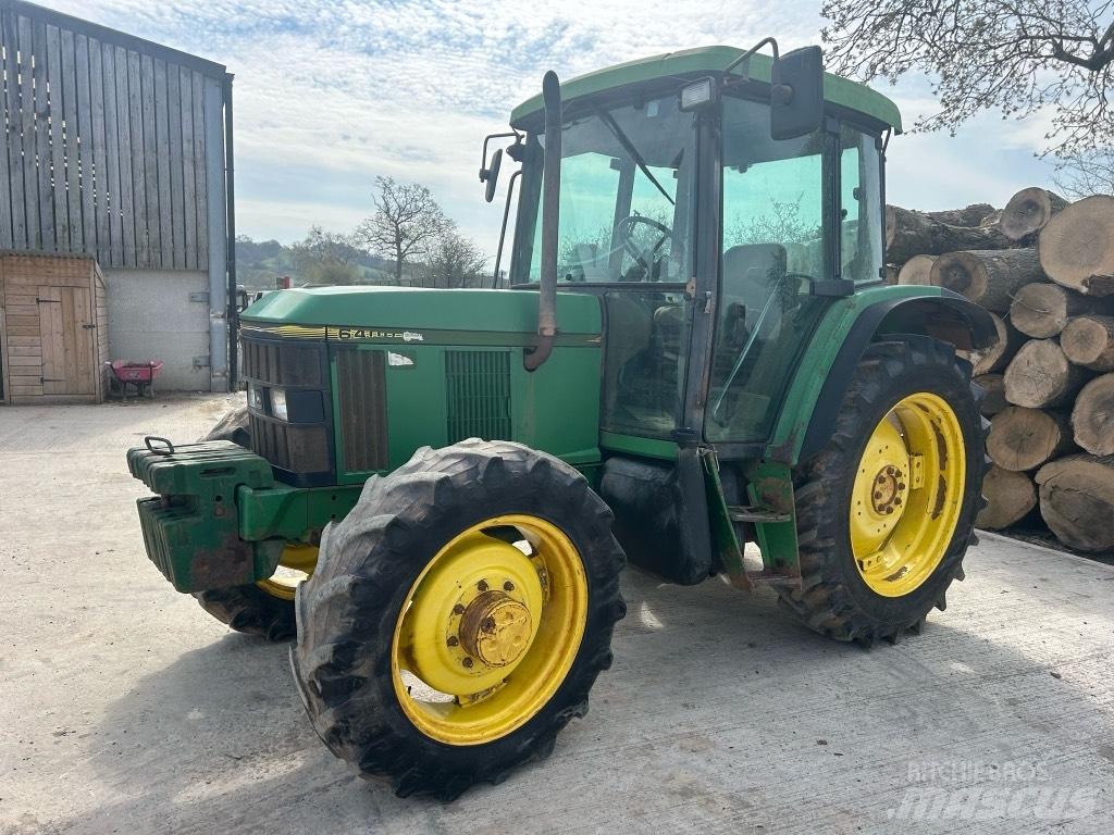 John Deere 6400 소형 트랙터