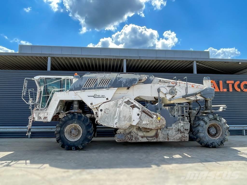 Wirtgen WR 240I 아스팔트 리사이클러