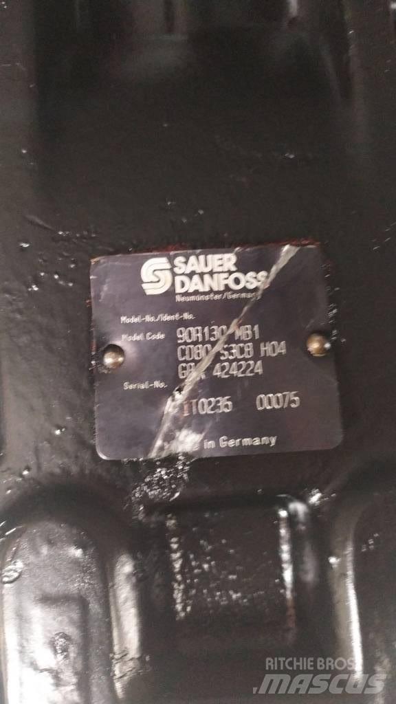 Sauer Danfoss 90R130 유압식 기계
