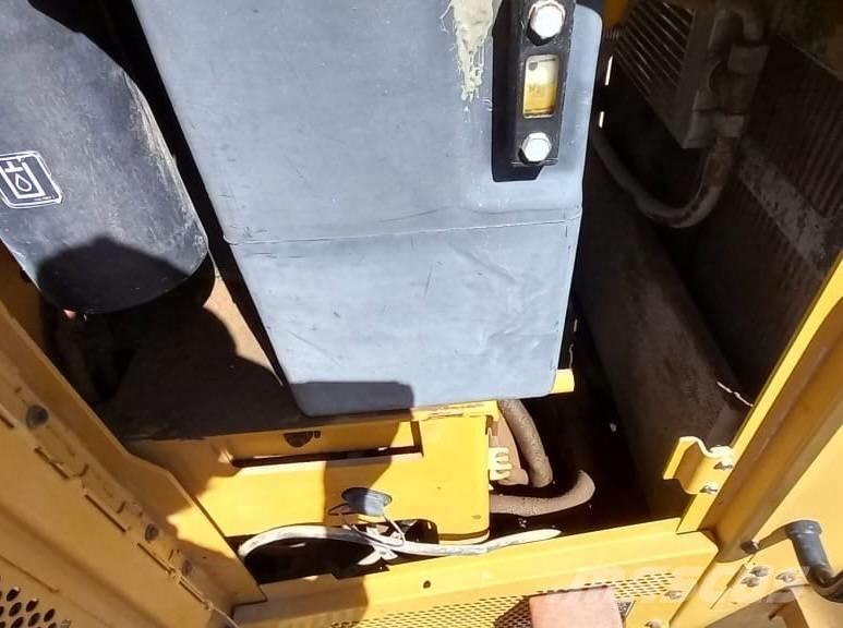 CAT 14 M 그레이더