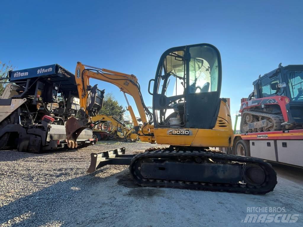 JCB 8030 소형 굴삭기 7톤 미만