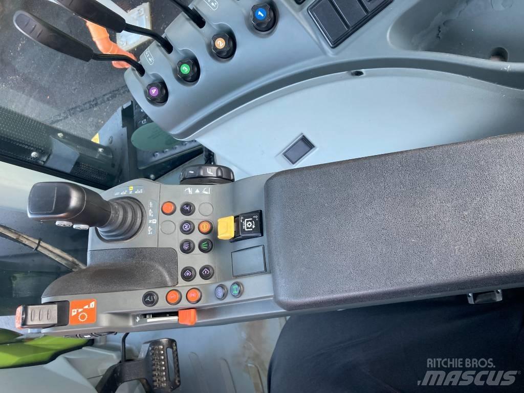 CLAAS Axion 830 CIS 트랙터