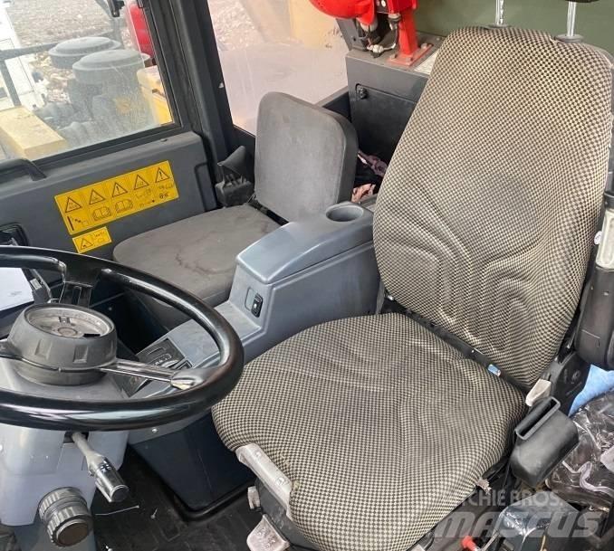 Komatsu HD405-7 초대형 덤프 트럭