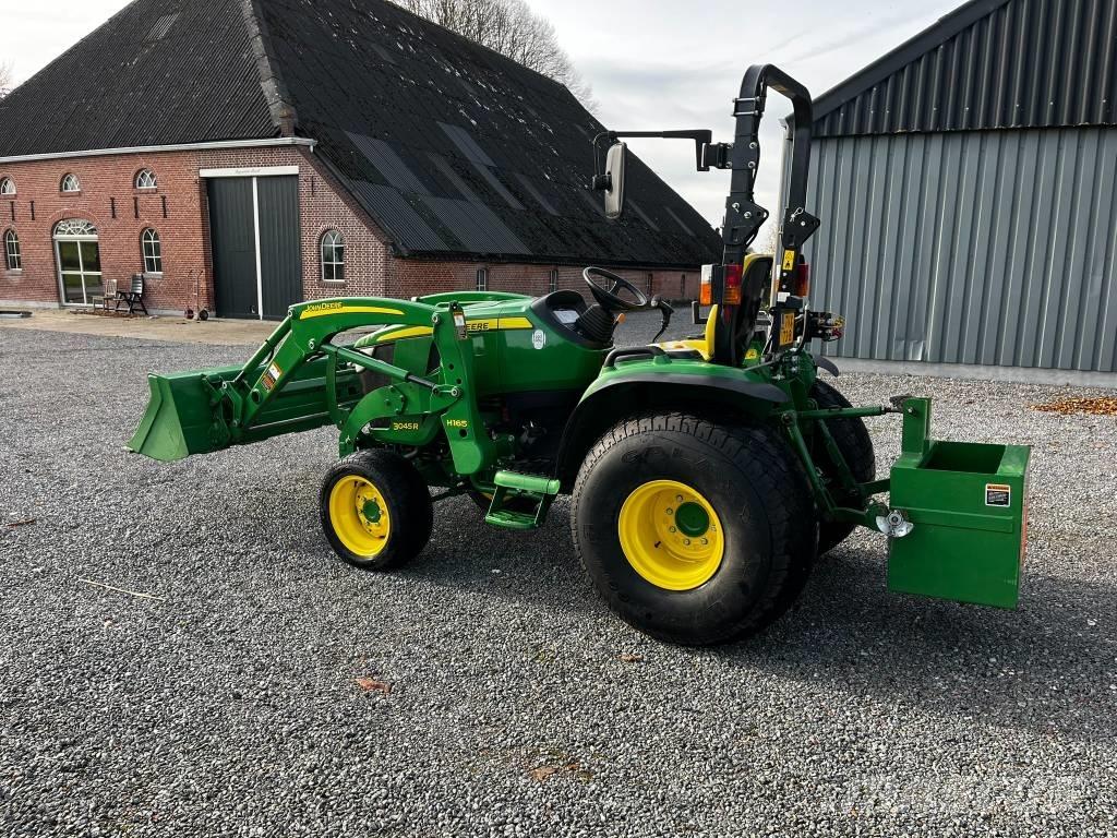 John Deere 3045 R 트랙터