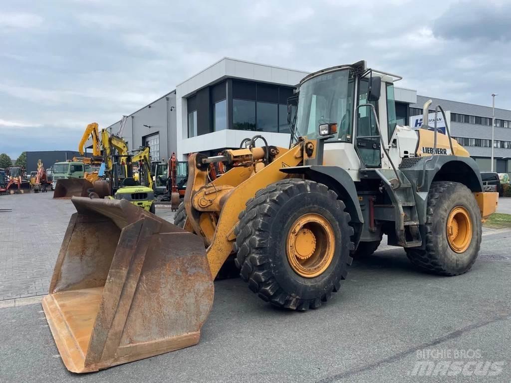 Liebherr L544  휠로우더