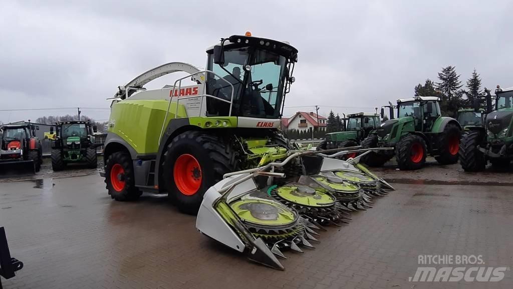 CLAAS Orbis 600 자동 초지기계