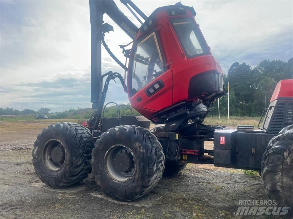 Komatsu 951 원목 하베스터