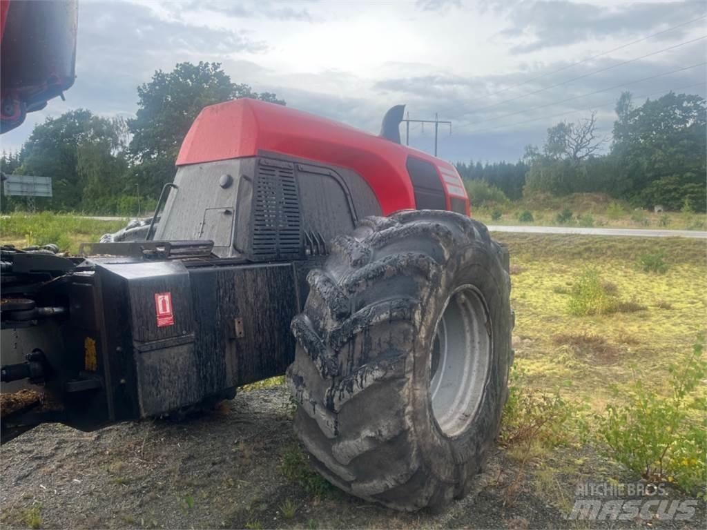 Komatsu 951 원목 하베스터