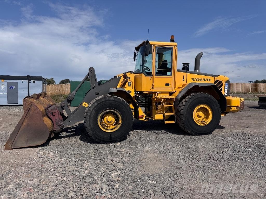 Volvo L 120 E  휠로우더