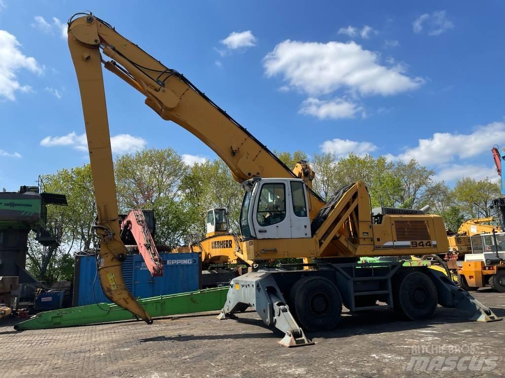 Liebherr 944 C HD 폐기물/산업 처리기