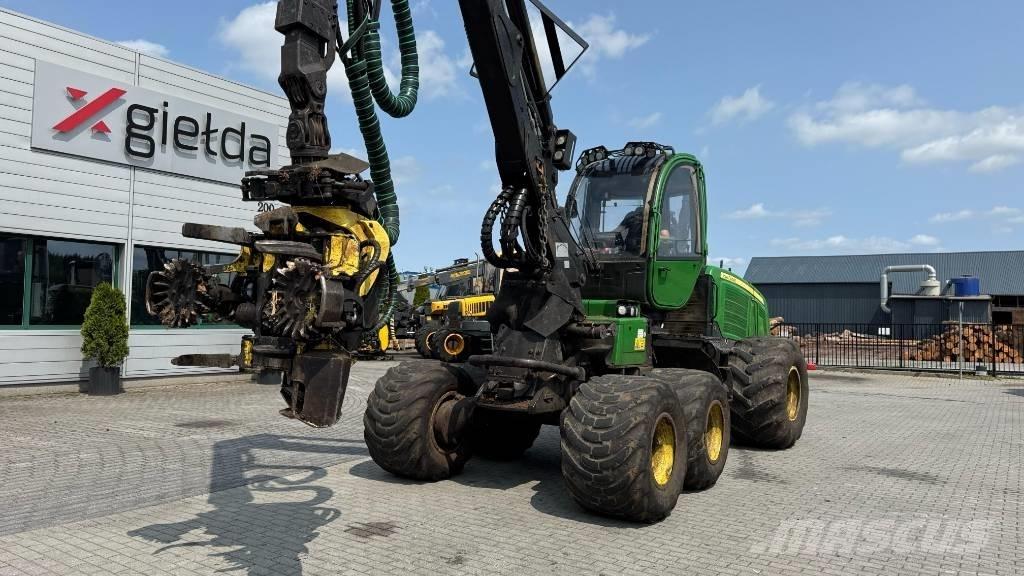 John Deere 1070 E 원목 하베스터