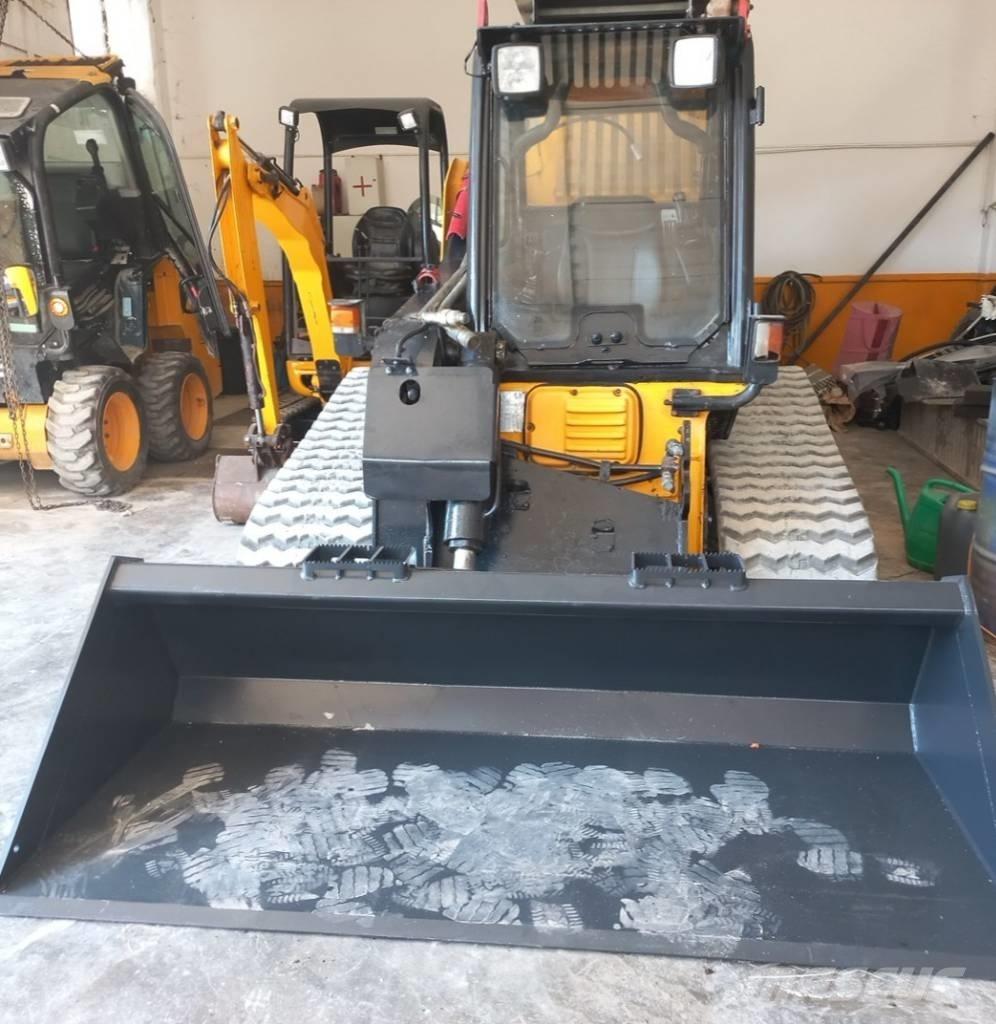 JCB 1110 T  스키드로더