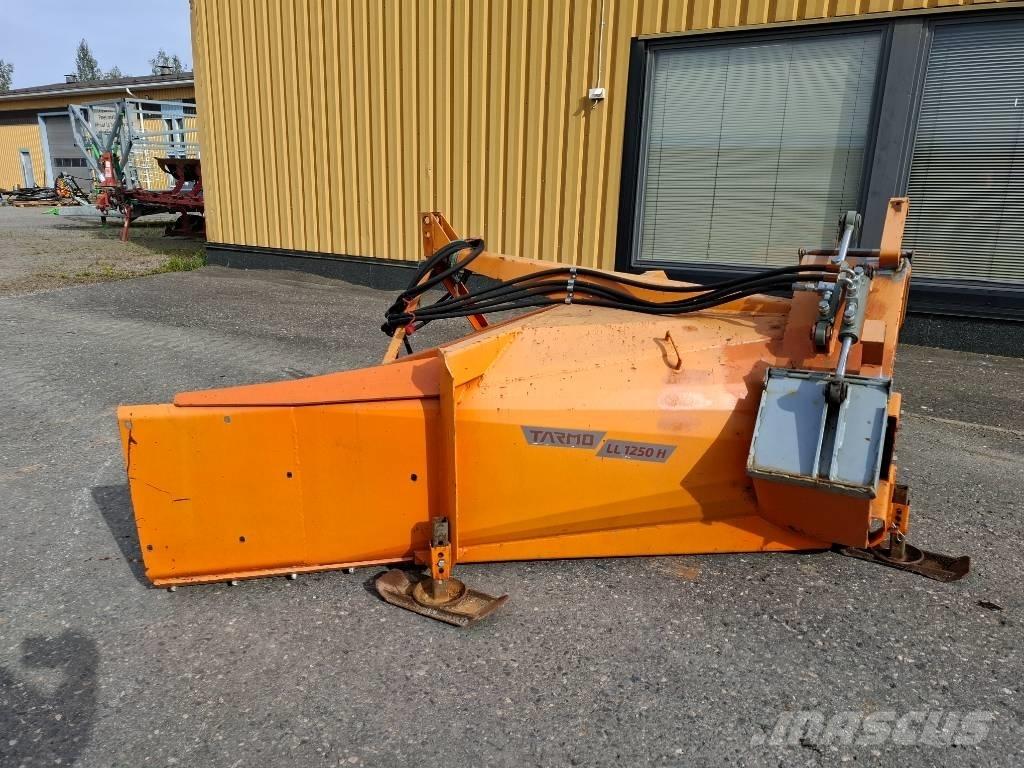 Tarmo LL1250H 제설기