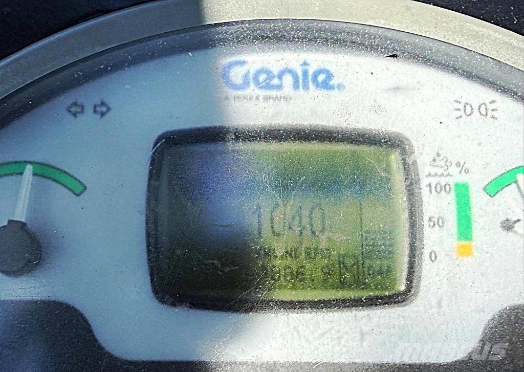 Genie GTH 1056 텔러 핸들러